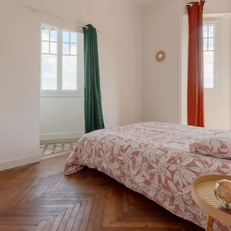 Spacieux - Vue Pyrenees - Hypercentre Apartment *