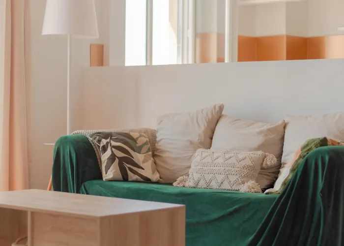 Apartment Spacieux - Vue Pyrenees - Hypercentre *